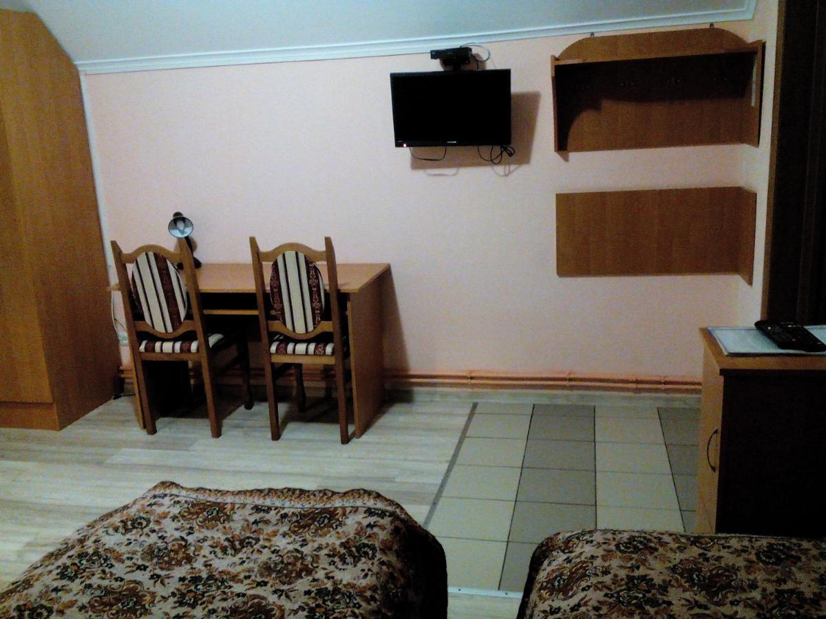 Hostel On Flotska Ivano-Frankivs'k Ngoại thất bức ảnh